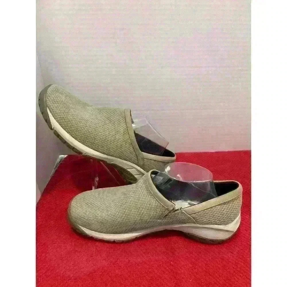 Merrell Encore Breeze 3 Women's Slip ons Size 9.5